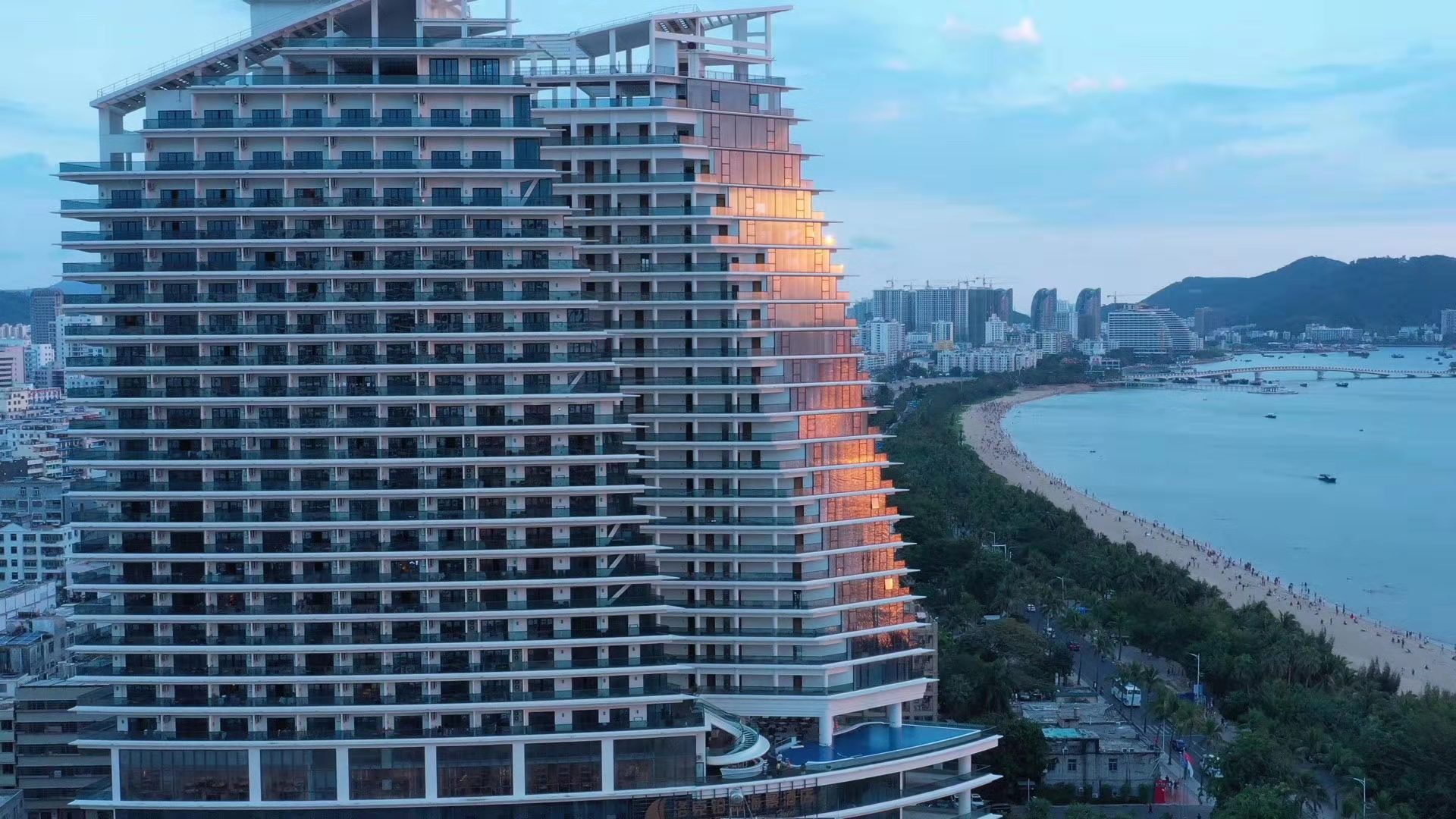 三亞洛克鉑金海景酒店